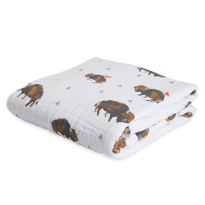 Little Unicorn Muslin Quilt in Bison brings lush, nature-inspired style and cozy comfort to muslin baby blankets.