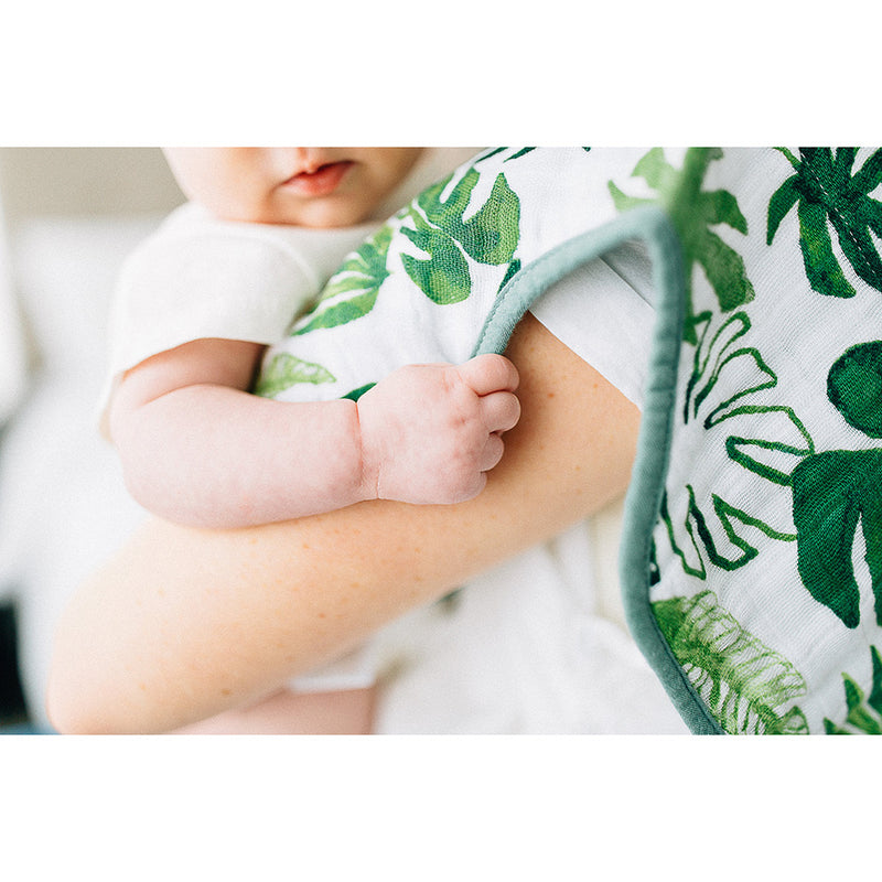 Tropical leaf organic burp cloth Little Unicorn eco-friendly and absorbent feeding solution