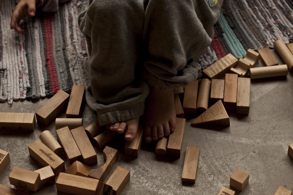 Wooden Story montessori toddler toys wood Blocks in a Tray