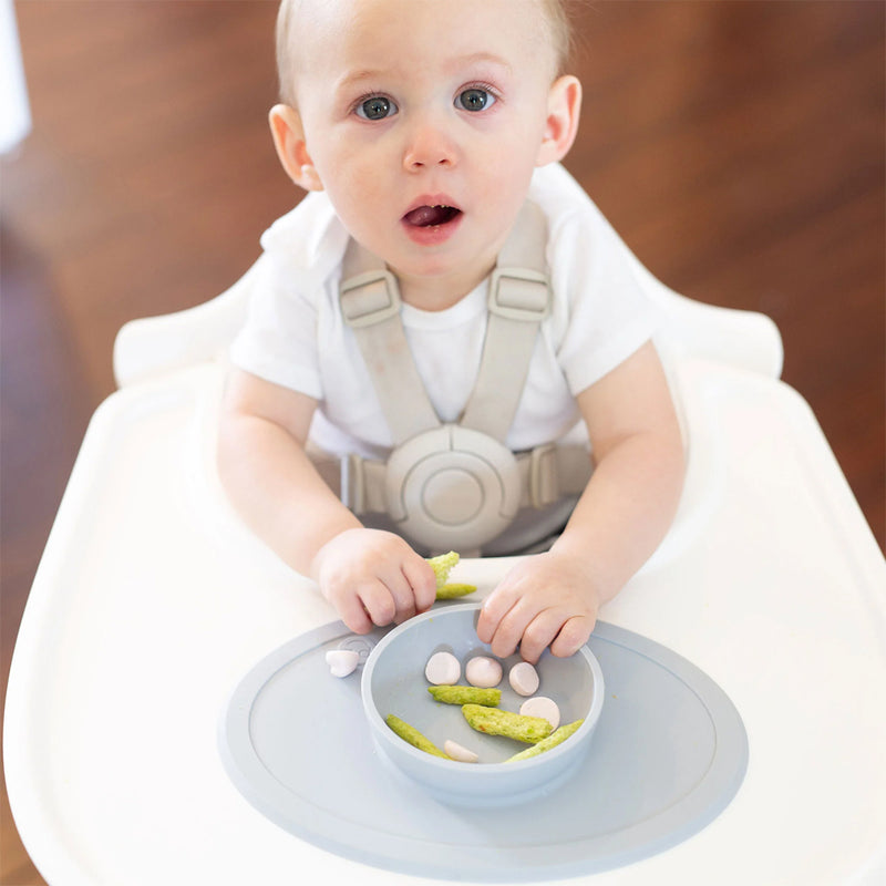 Made from BPA-free silicone, the Pewter Gray ezpz baby bowl is ideal for baby-led weaning.