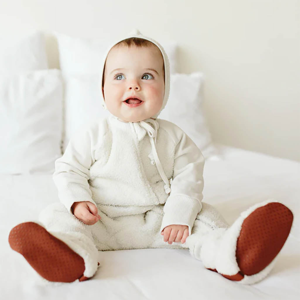 goumikids Alabaster Sherpa booties for babies