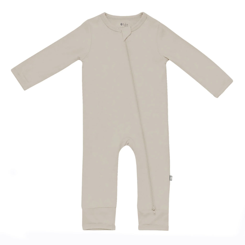 kyte baby bamboo baby clothing zip romper in oat