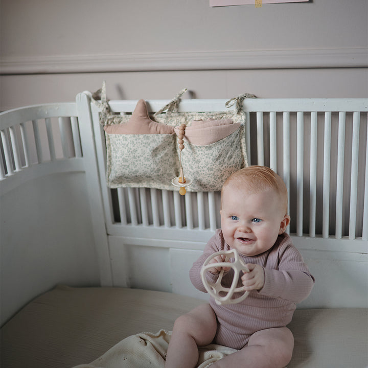 Mushie Crib Sheet a breathable and gentle sheet that keeps your babyÕs crib cozy and inviting