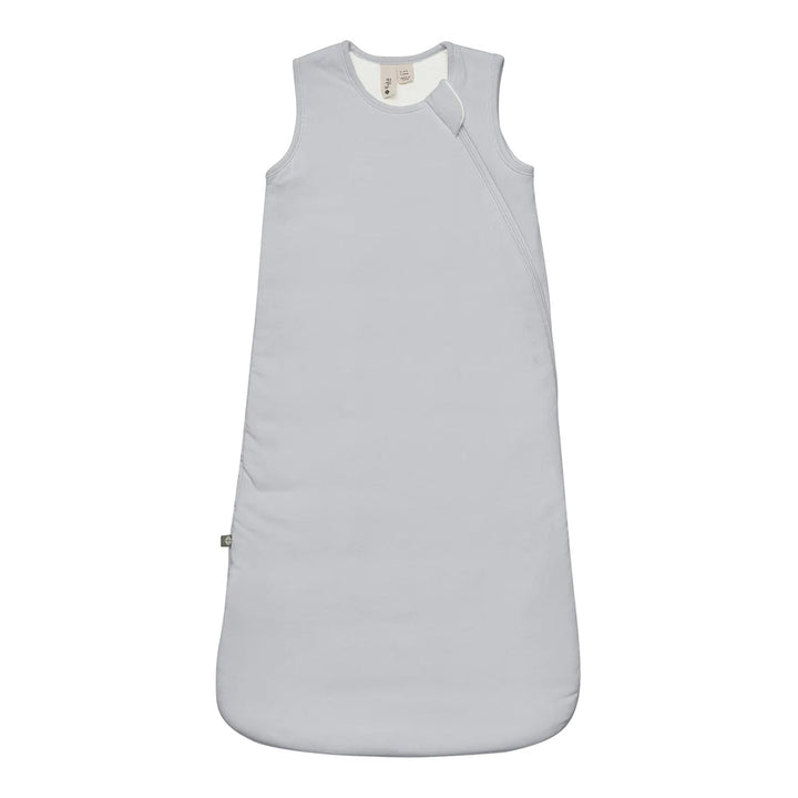 Storm grey shades shape the Kyte Baby Sleep Sack Tog 1.0 into one of the best sleep sacks available