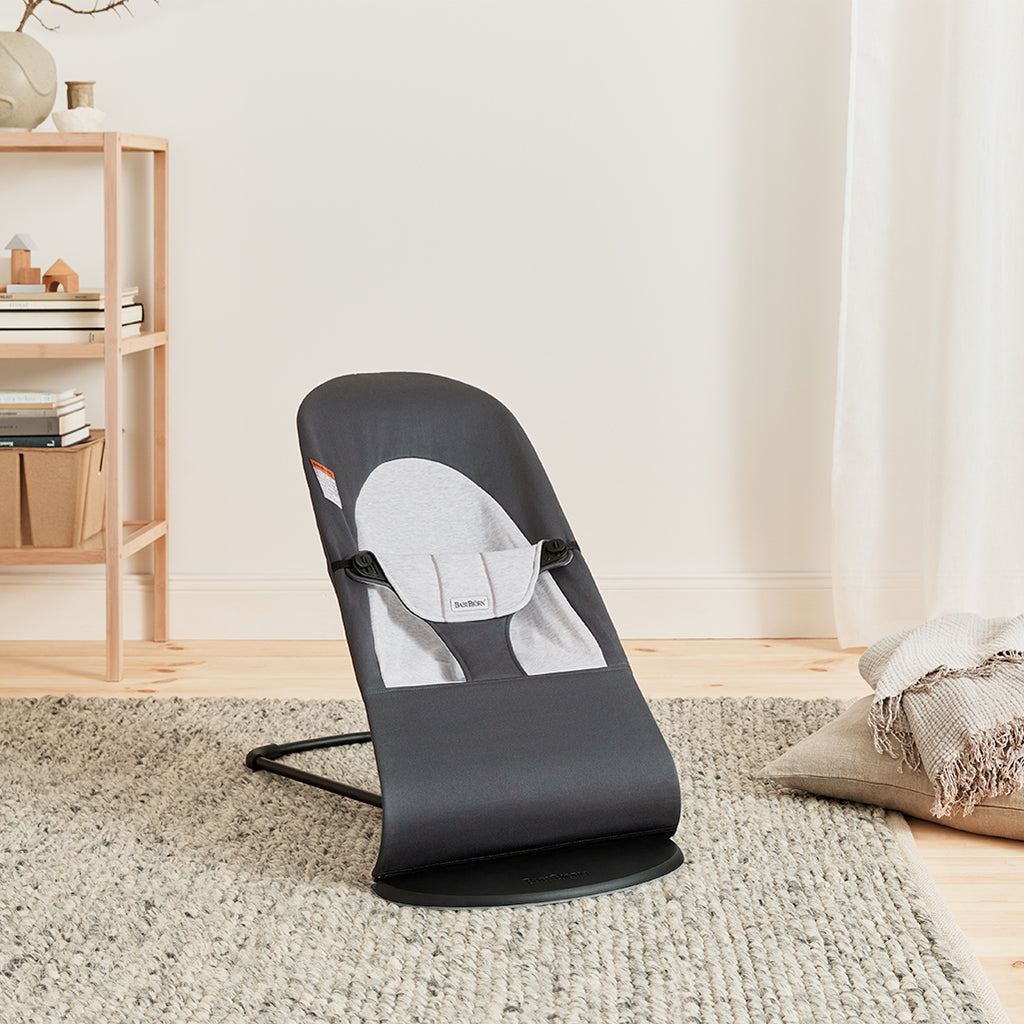 foldable baby bouncer by BabyBjorn dark grey jersey