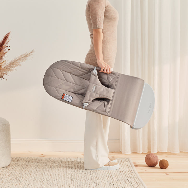 baby bjorn bouncer seat in sand grey quilt